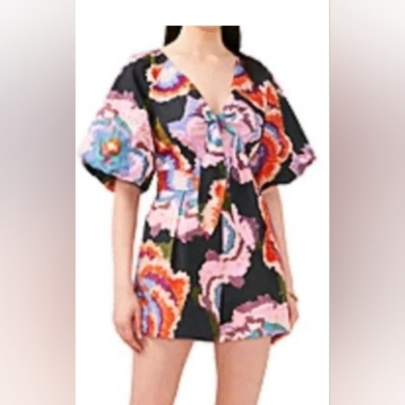 1.State Floral Romper Size Small - Picture 4 of 4
